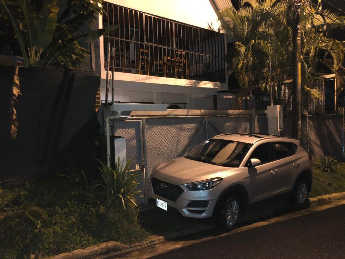 Cockatoo Studio Apartments مانويل أنطونيو المظهر الخارجي الصورة